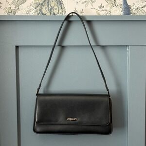 Jones New York Shoulder Bag Dark Navy Leather Gunmetal Hardware Classic Purse